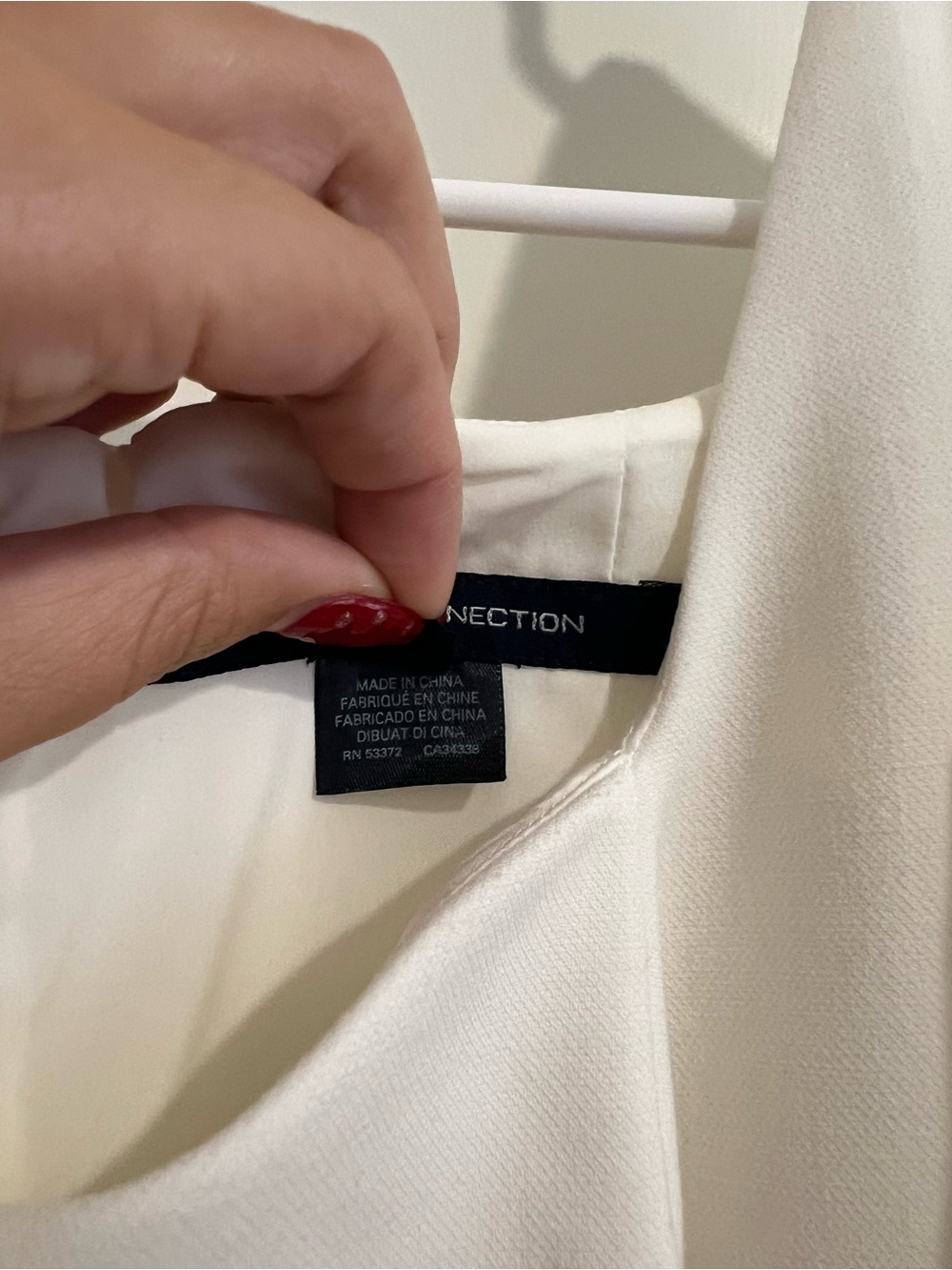 French Connection Berina Whisper Shift Dress in White - Picture 4 of 5